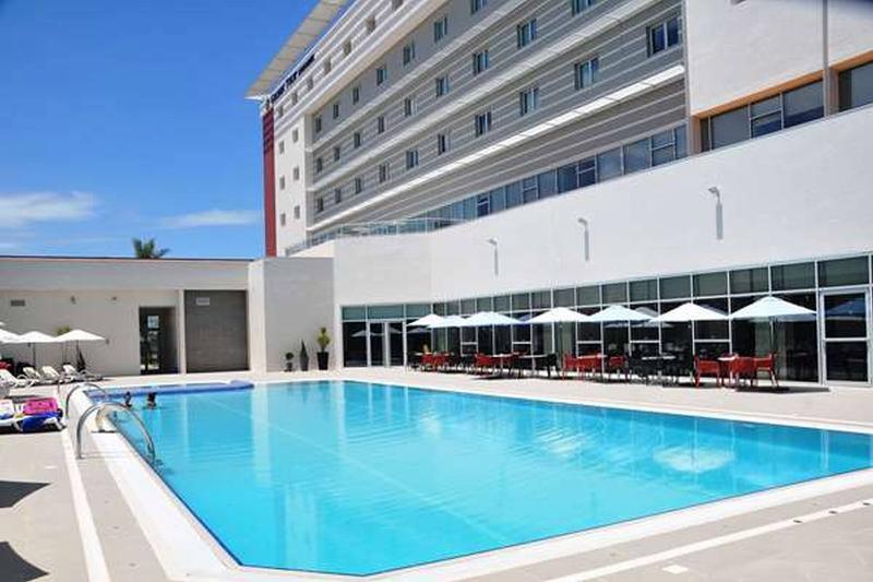 Hotel Golden Tulip Le Diplomate Cotonú Exterior foto